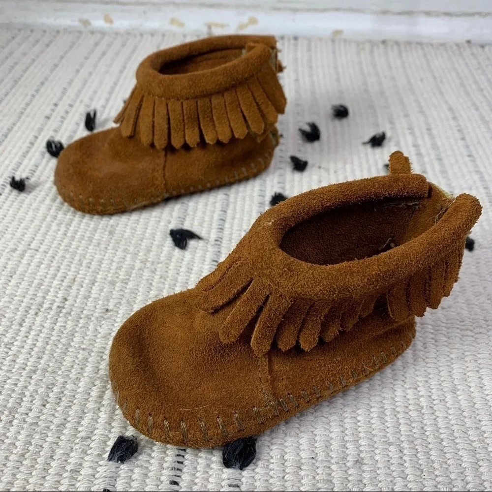 Baby Minnetonka Leather Fringe Bootie Size 1 - Picture 4 of 8